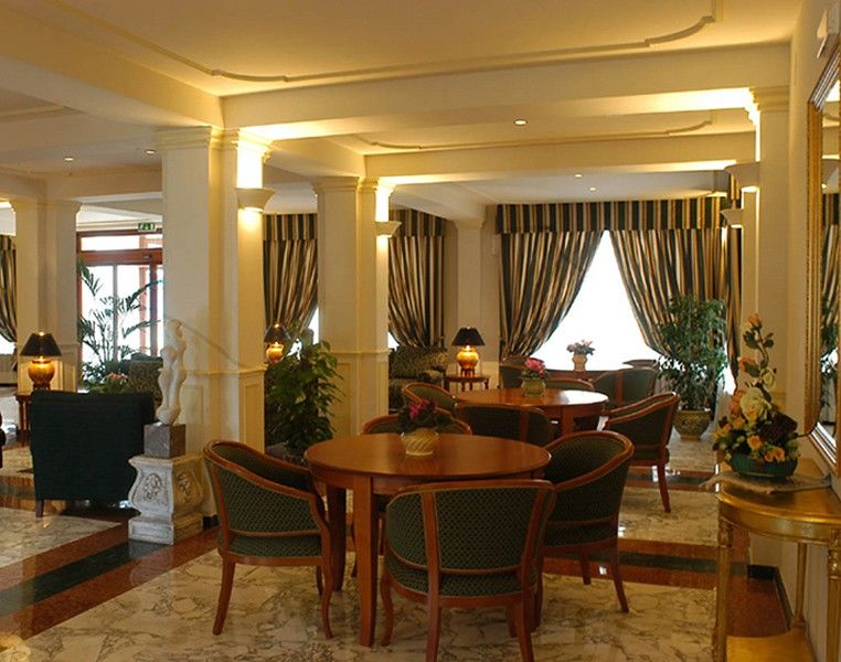 Hotel Azzolini Villagrazia Di Carini Eksteriør billede