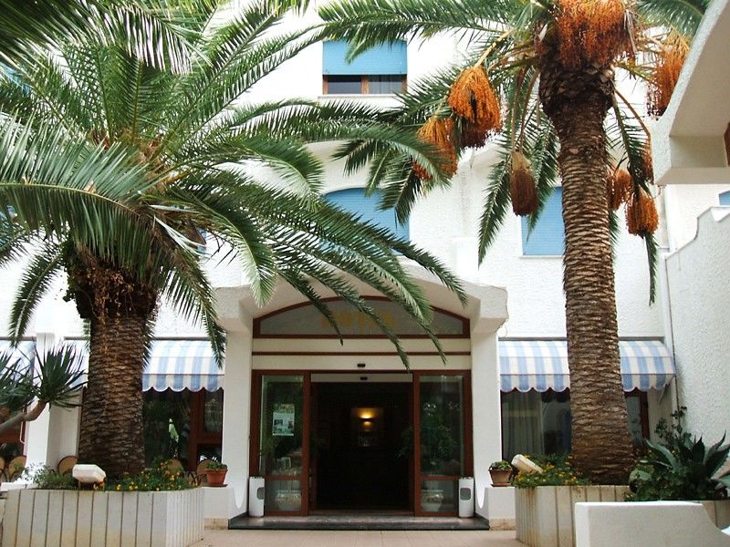 Hotel Azzolini Villagrazia Di Carini Eksteriør billede